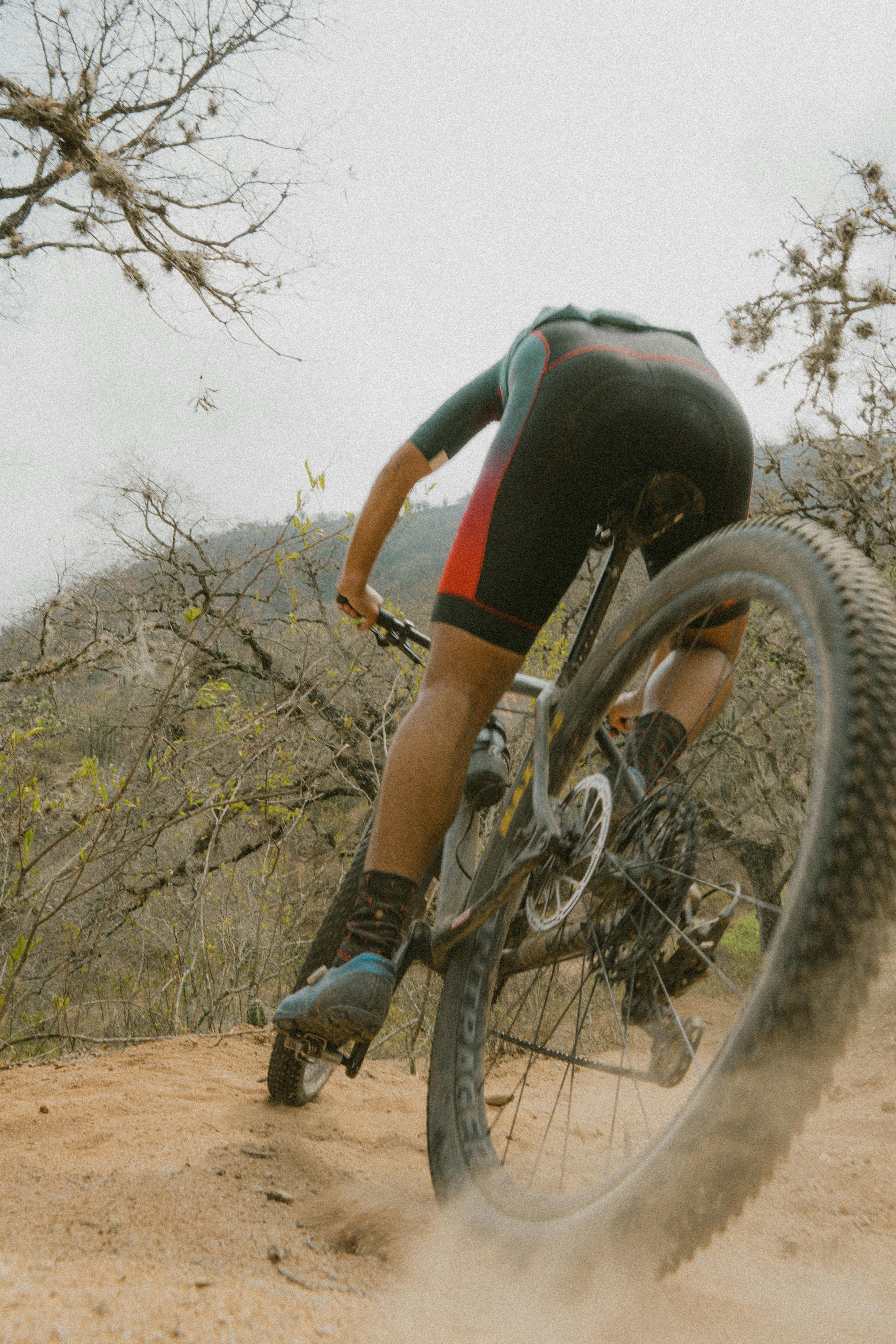 2-Day Easy Mountain Biking Tour in the Atlas Mountains � Imlil to Kik Plateau